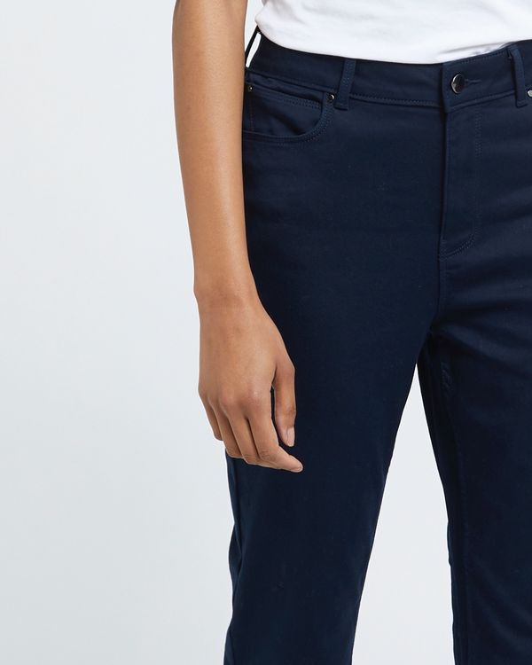 Straight Fit Mid Rise Jeans